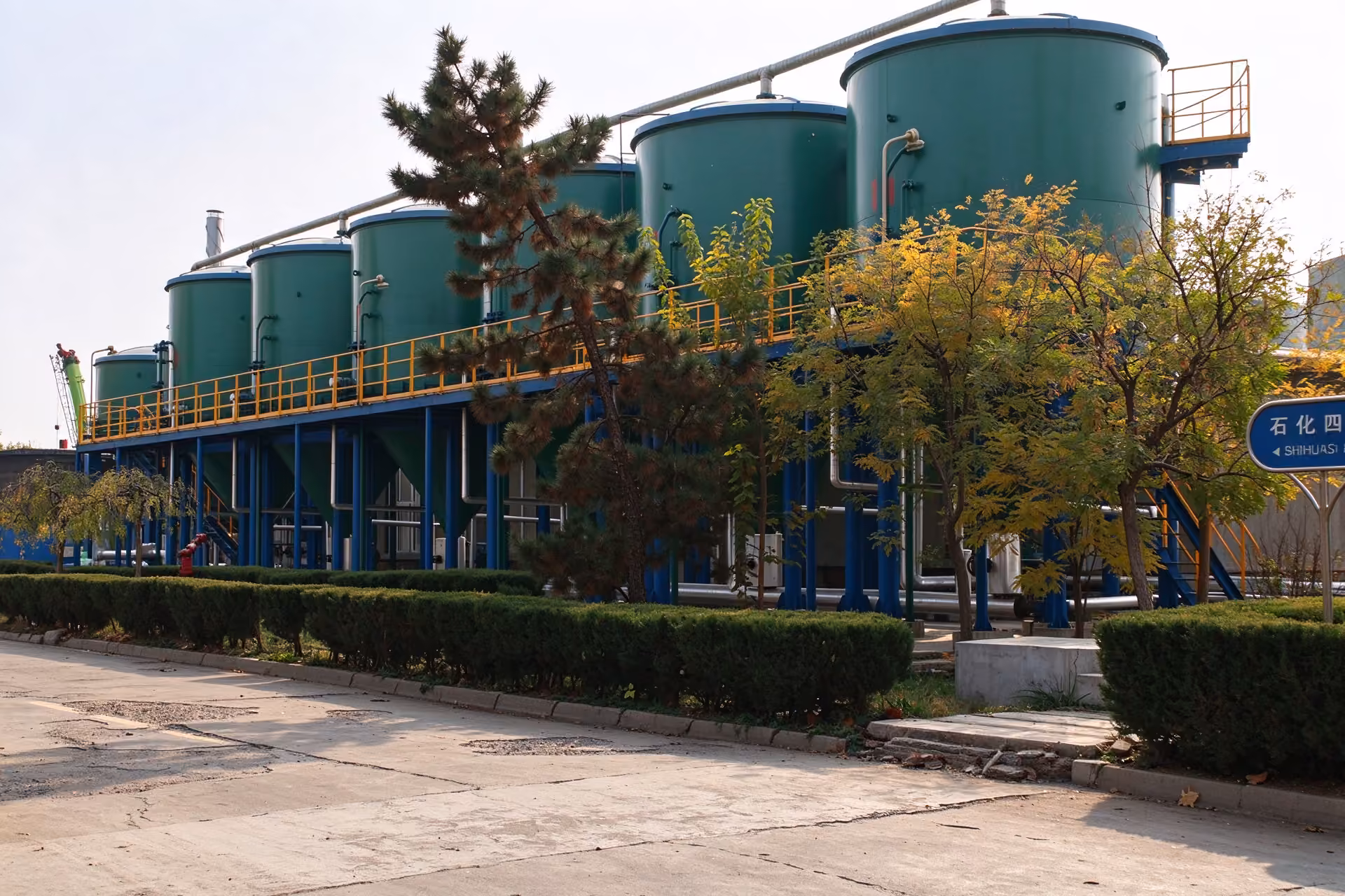 automatic circulating water monitoring system for chemical plants